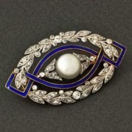 Cartier pearl