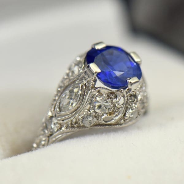 Art Deco Untreated Sapphire Ring in Platinum 2 1 1