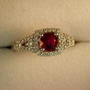 CroppedImage400400 89ct mozambique ruby ring