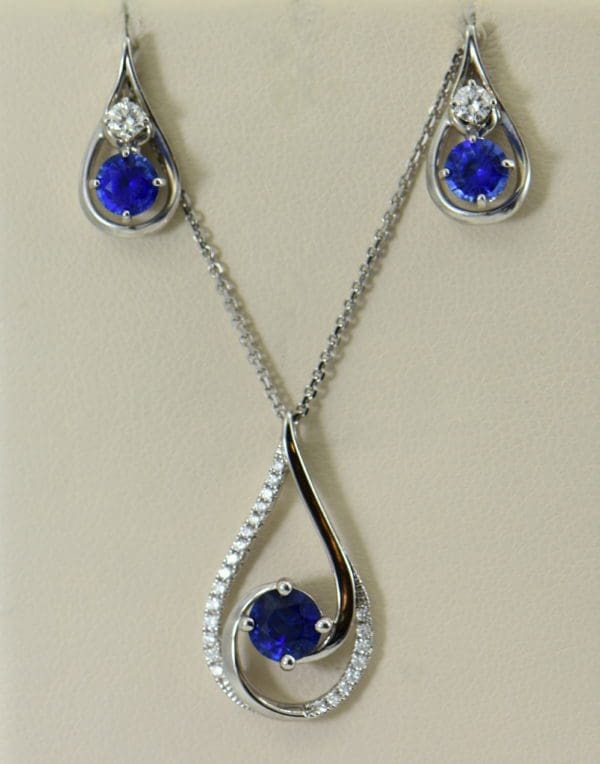 Ceylon Blue Sapphire and Diamond Pendant and Earring Set