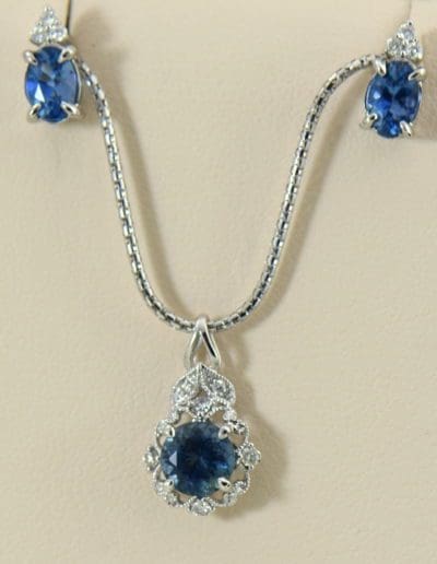 Santa Maria Deep Blue Aquamarine Pendant  Earring Set.JPG