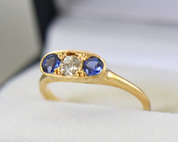 Kendra s Nouveau Sapphire Diamond Yellow Gold 3 stone ring 4.JPG