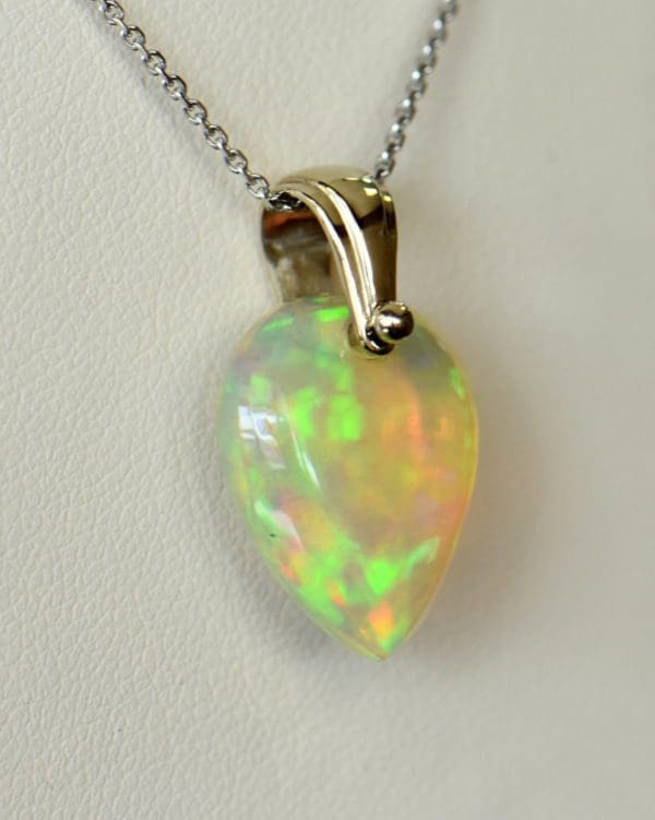 Ethiopian crystal opal bead pendant in white gold 3.JPG