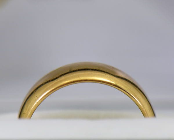 antique 7mm wide yellow gold wedding band 3.JPG