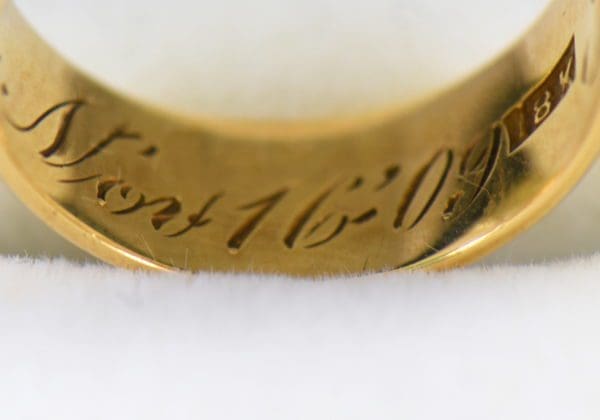 antique 7mm wide yellow gold wedding band 4.JPG