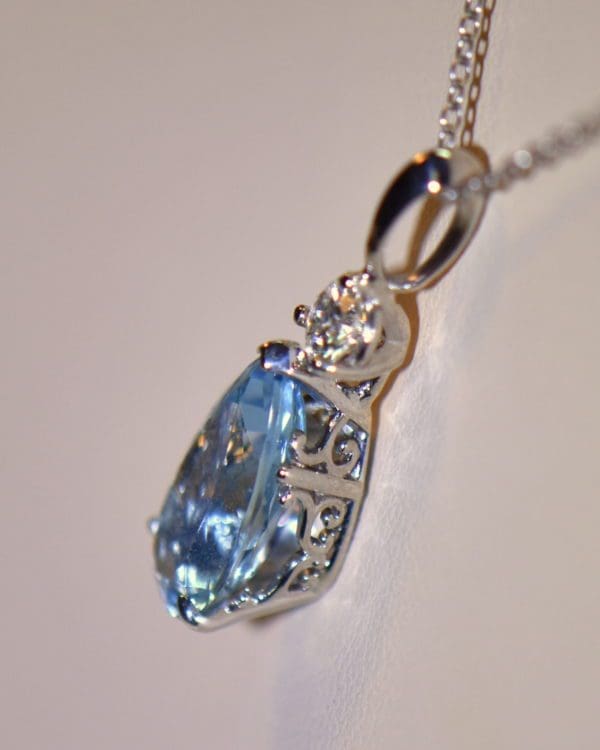 santa maria aquamarine pear drop pendant with diamond accent in white gold 2.JPG