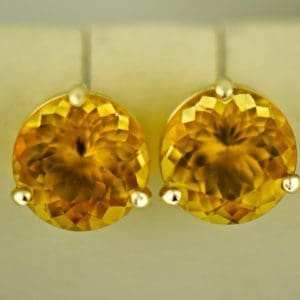 golden scapolite stud earrings yellow gold