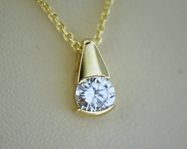 round diamond solitaire pendant yellow gold .80ct 2