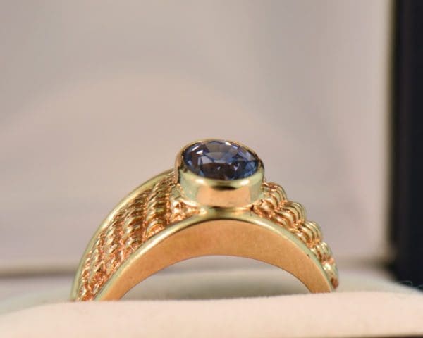 vintage mens gold and cornflower sapphire ring 3