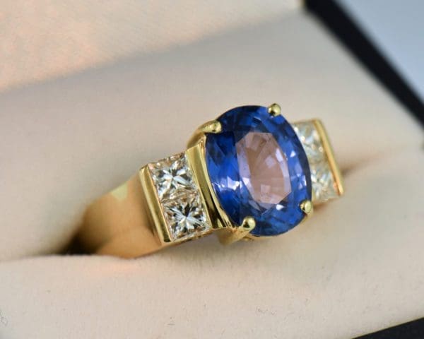 estate large gem ceylon sapphire and diamond ring 18k 5