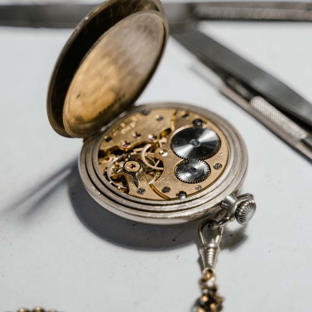 watch repair pocket watch