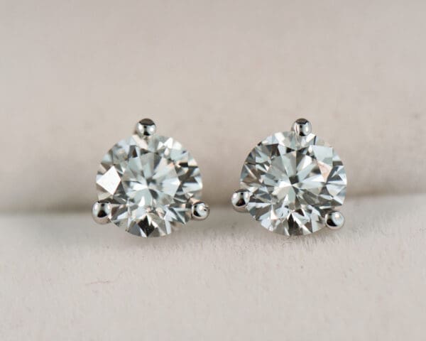 2ctw 1ct per ear lab diamond stud earrings 3