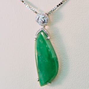 estate transparent green jade pendant omphacite jade