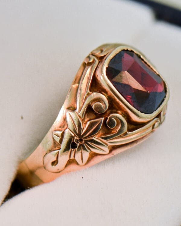 nouveau rose gold and garnet carved floral band ring 3