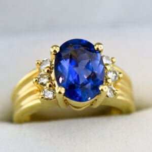 estate 18k gold and deep blue tanzanite ring