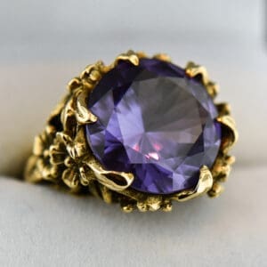vintage 1960s carved floral ring with synthetic alexandrite
