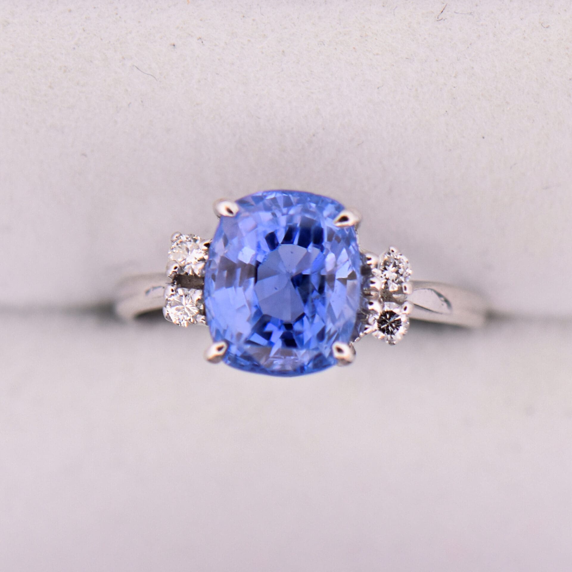 mid century untreated ceylon cornflower blue sapphire and diamond ring 3