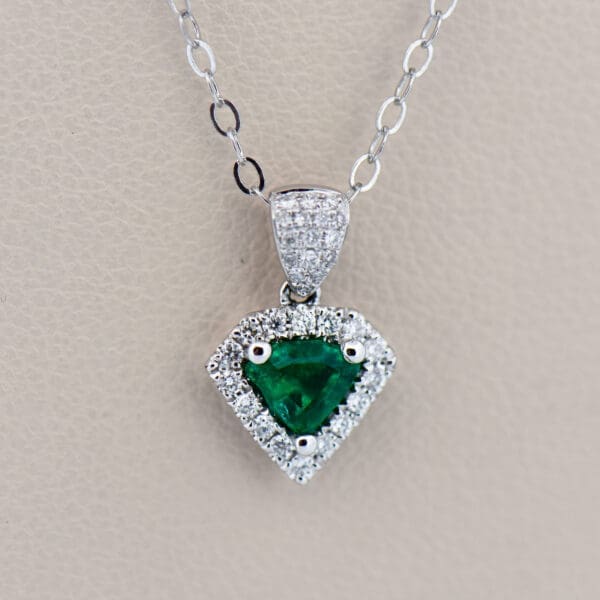 emerald and diamond shield superman pendant 3