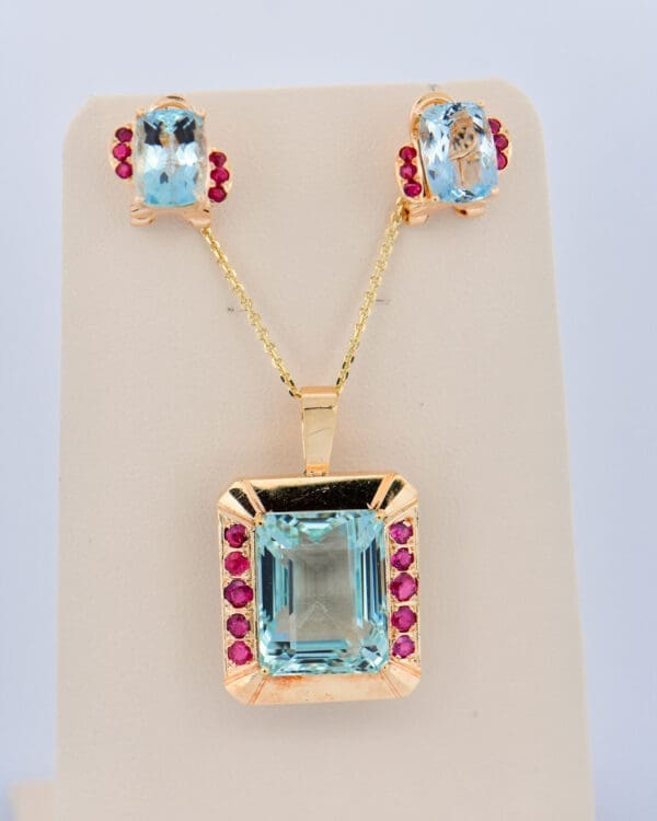 retro 1940s aquamarine and ruby pendant and earring set 3