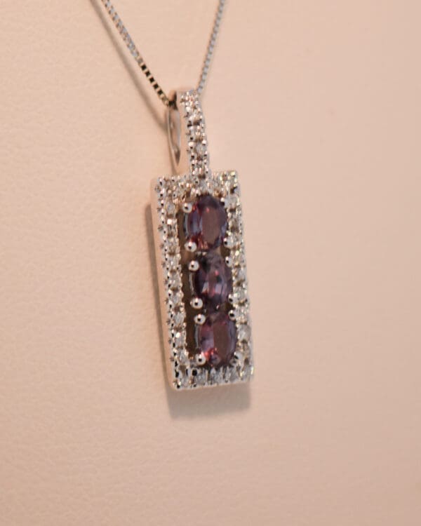 estate mark henry brazilian alexandrite and diamond necklace 3