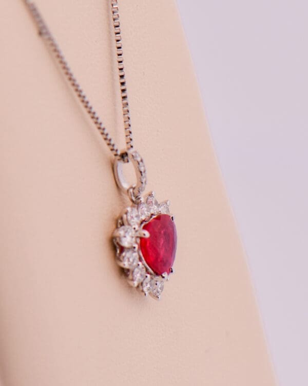 romantic natural heart shaped ruby and diamond necklace 3