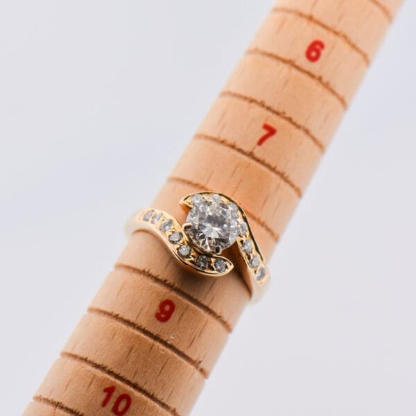 estate gold swirl ring with 1.5ct diamond center 5